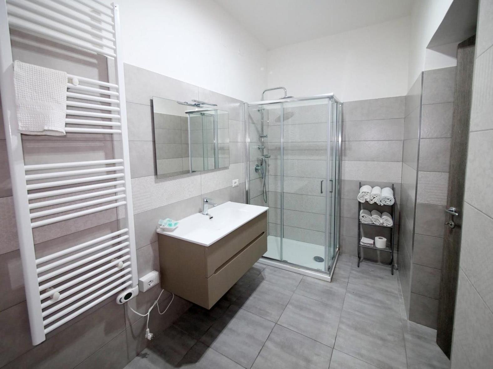 Beb Da Tina Bed & Breakfast Roccasecca ภายนอก รูปภาพ