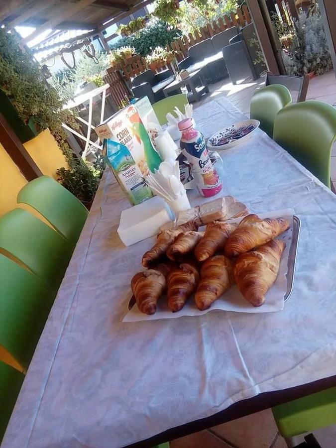 Beb Da Tina Bed & Breakfast Roccasecca ภายนอก รูปภาพ